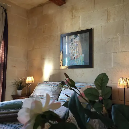 Il Pomo Bianco Bed & Breakfast Qala